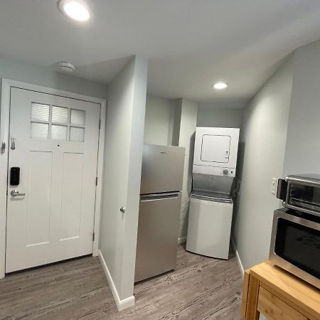 Sonsak - Unit 5 Apartment Шарлотсвил Екстериор снимка